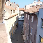 Studio On Main Pedestrian Street