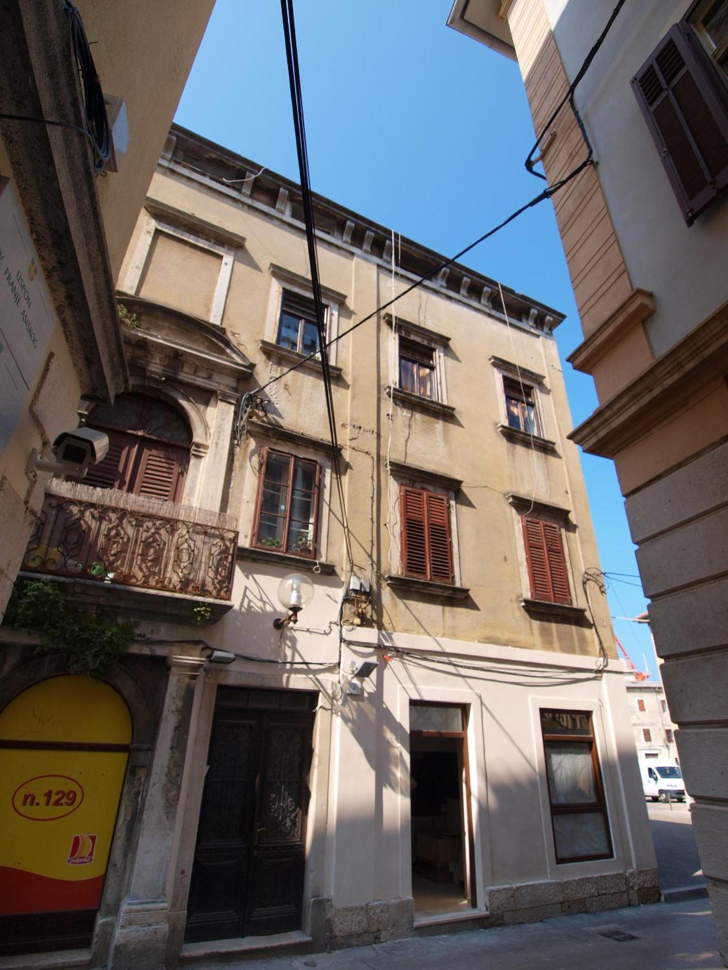 Apartment Studio On Main Pedestrian Street *